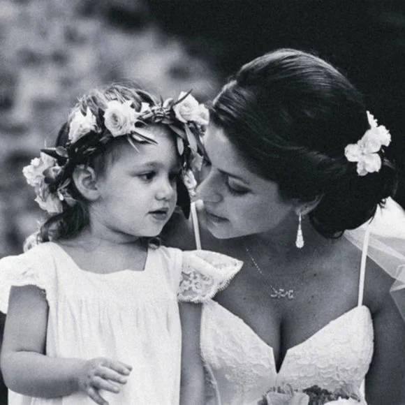 Glamorous Cubic Zirconia Diamond Drop Earrings Gold - Picture 8 of 10